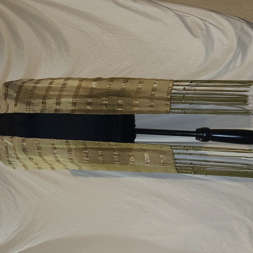 Hombre Gold To Green Women's Seashell Scarf